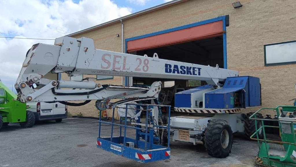 Basket SEL 28 - Teleskopická plošina: obrázok 2 Basket SEL 28 - Teleskopická plošina: obrázok 2