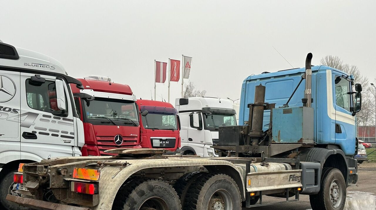 Scania 124C 6x6 steel - Ťahač: obrázok 4 Scania 124C 6x6 steel - Ťahač: obrázok 4