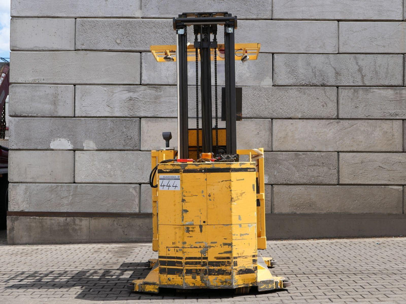 Atlet APC 100 Elektromos targonca - Elektrický vysokozdvižný vozík: obrázok 4 Atlet APC 100 Elektromos targonca - Elektrický vysokozdvižný vozík: obrázok 4