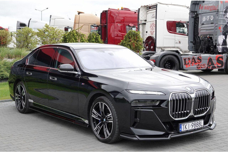 BMW 7 xDrive M Sport - Sedan: obrázok 3 BMW 7 xDrive M Sport - Sedan: obrázok 3