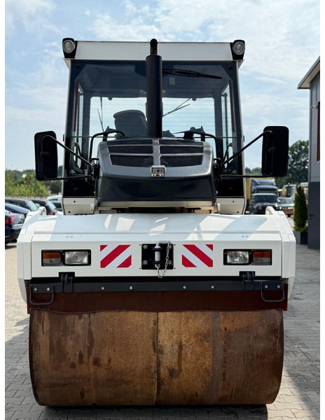Bomag Walec wibracyjny BOMAG BW 174 AP - AM // Klimatyzacja - Valec: obrázok 4 Bomag Walec wibracyjny BOMAG BW 174 AP - AM // Klimatyzacja - Valec: obrázok 4