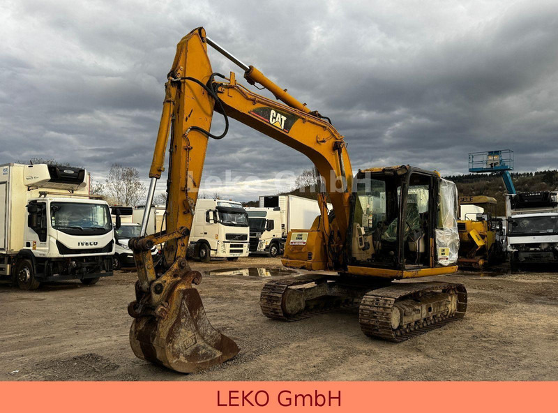 Caterpillar 311C Mit Zwei Löffeln - Pásové rýpadlo: obrázok 3 Caterpillar 311C Mit Zwei Löffeln - Pásové rýpadlo: obrázok 3