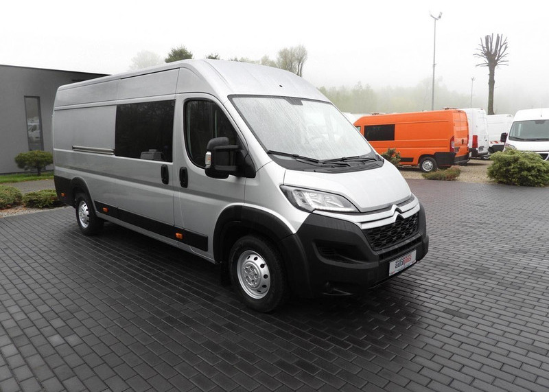 Citroën JUMPER FURGON BRYGADÓWKA 7 MIEJSC TEMPOMAT LEDY KLIMATYZACJA - Minibus, Mikrobus: obrázok 4 Citroën JUMPER FURGON BRYGADÓWKA 7 MIEJSC TEMPOMAT LEDY KLIMATYZACJA - Minibus, Mikrobus: obrázok 4