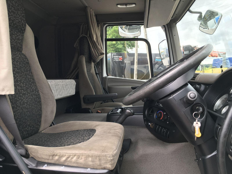 DAF CF 65.220 - Podvozek s kabinou: obrázok 3 DAF CF 65.220 - Podvozek s kabinou: obrázok 3