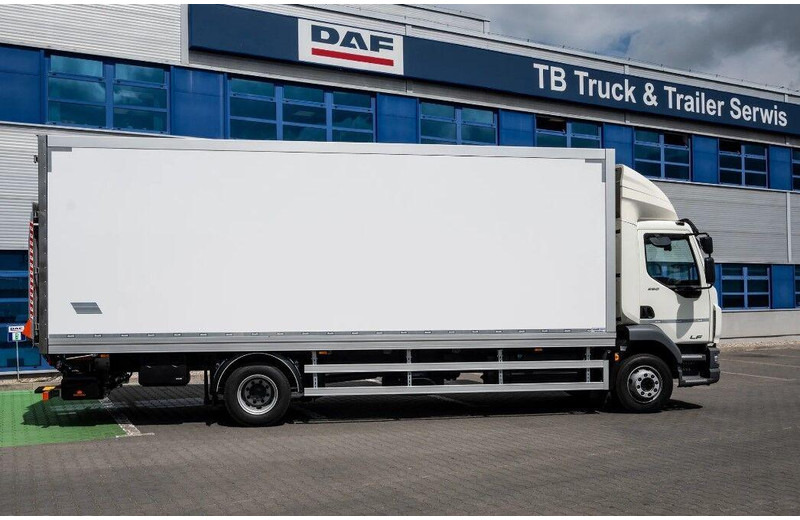 DAF LF 260 Koffer + Tail Lift - Skříňový nákladní auto: obrázok 4 DAF LF 260 Koffer + Tail Lift - Skříňový nákladní auto: obrázok 4