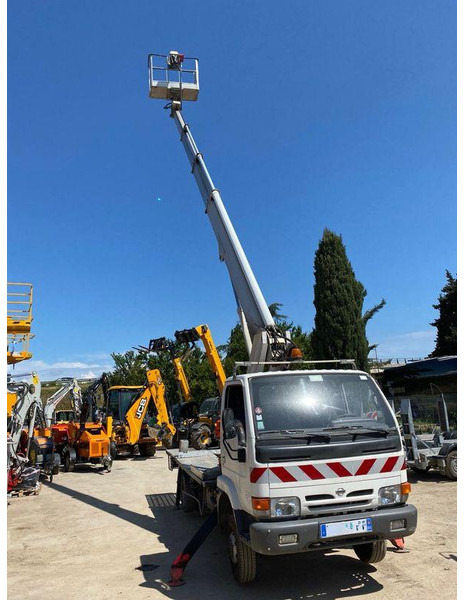 Nissan Cabstar Lifting basket 22 m - Dodávka: obrázok 1 Nissan Cabstar Lifting basket 22 m - Dodávka: obrázok 1