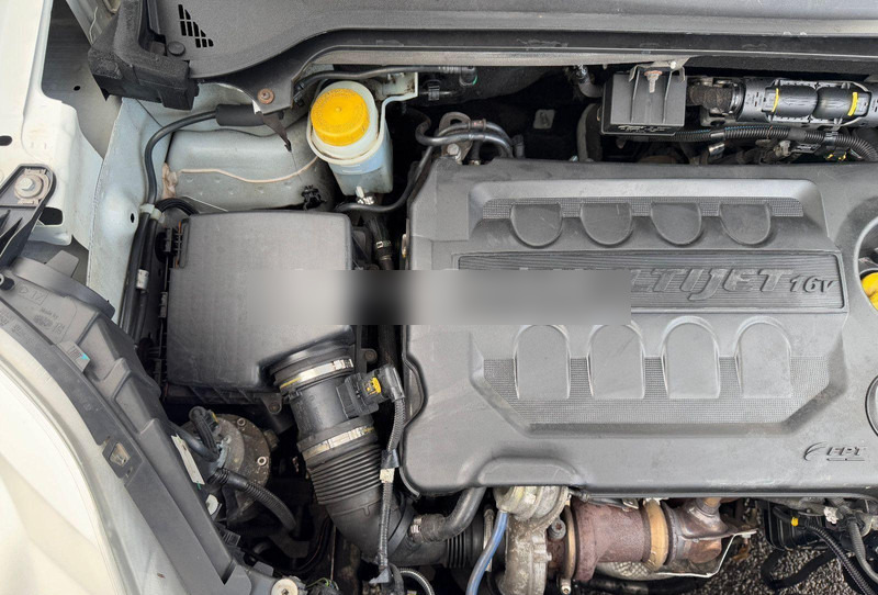 Chladiarenská dodávka Fiat Doblò Multijet 1,6 Mit: obrázok 15 Chladiarenská dodávka Fiat Doblò Multijet 1,6 Mit: obrázok 15