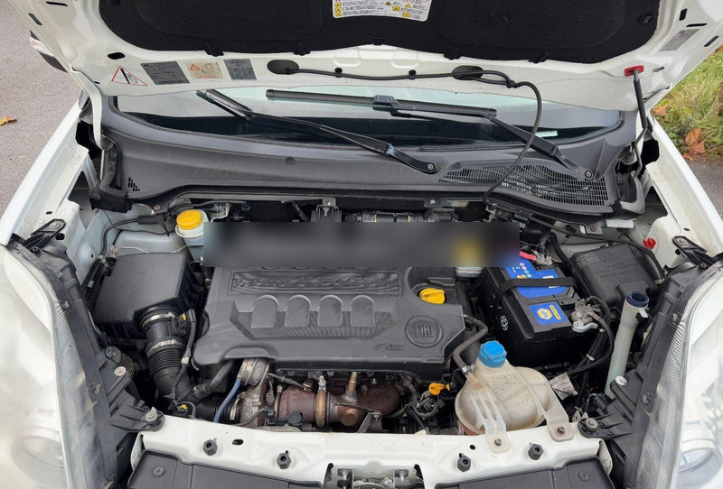 Chladiarenská dodávka Fiat Doblò Multijet 1,6 Mit: obrázok 14 Chladiarenská dodávka Fiat Doblò Multijet 1,6 Mit: obrázok 14