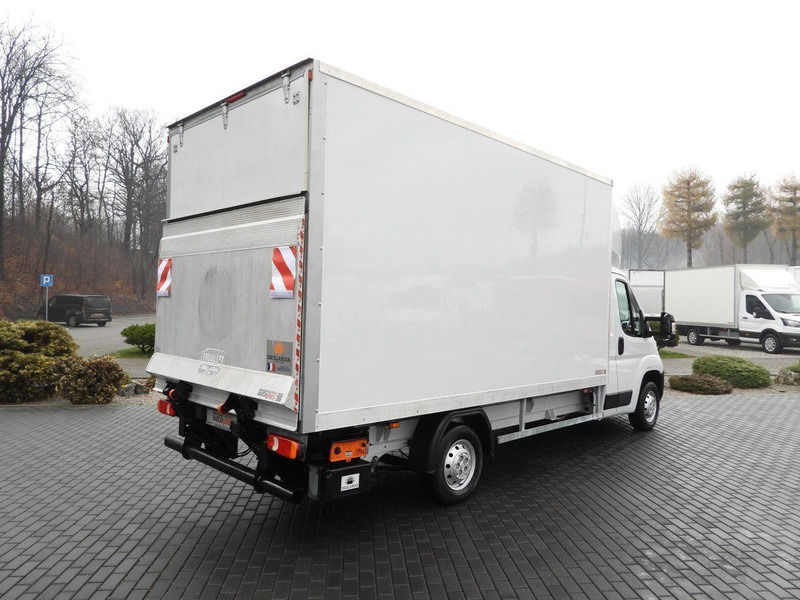 Fiat Ducato - Dodávka skriňová nadstavba: obrázok 3 Fiat Ducato - Dodávka skriňová nadstavba: obrázok 3