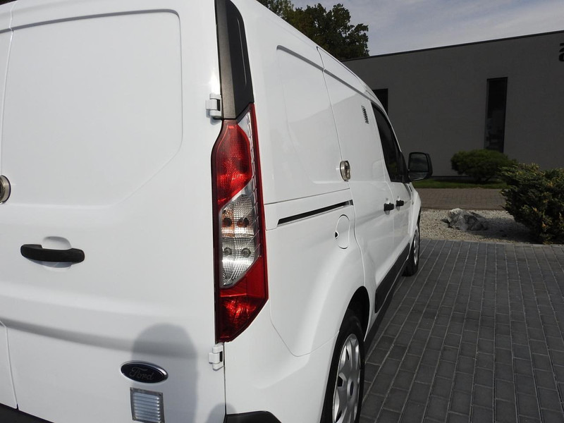 Malá dodávka Ford Transit CONNECT FURGON TEMPOMAT NAWIGACJA KLIMATYZACJA 100KM [: obrázok 17