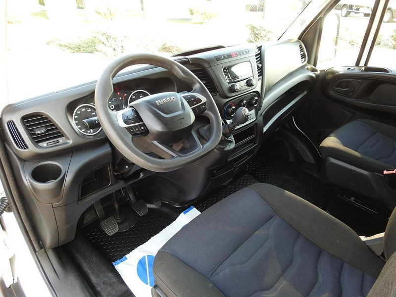 Iveco DAILY 35C14 WYWROTKA PODWÓJNA KABINA DOKA 6 MIEJSC TEMPOMAT KLIM - Dodávka sklápač, Dodávkа s dvojitou kabínou: obrázok 2 Iveco DAILY 35C14 WYWROTKA PODWÓJNA KABINA DOKA 6 MIEJSC TEMPOMAT KLIM - Dodávka sklápač, Dodávkа s dvojitou kabínou: obrázok 2