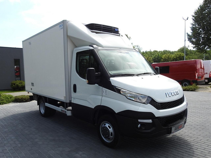 Iveco DAILY 35C15 KONTENER CHŁODNIA -12*C ZASILANIE 230V TEMPOMAT KLIM - Chladiarenská dodávka: obrázok 4 Iveco DAILY 35C15 KONTENER CHŁODNIA -12*C ZASILANIE 230V TEMPOMAT KLIM - Chladiarenská dodávka: obrázok 4