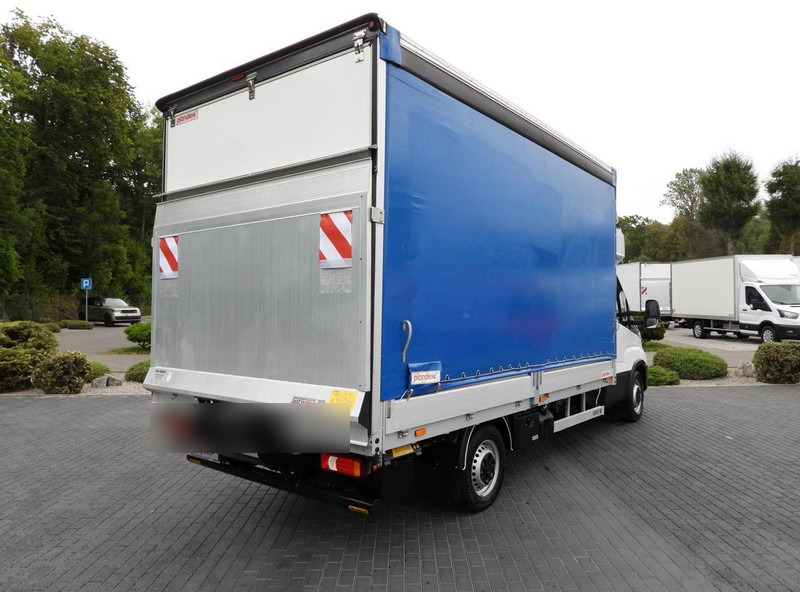 Iveco DAILY 35S18 PLANDEKA WINDA 8 PALET WEBASTO TEMPOMAT LEDY KLIMATY - Plachtová dodávka: obrázok 3 Iveco DAILY 35S18 PLANDEKA WINDA 8 PALET WEBASTO TEMPOMAT LEDY KLIMATY - Plachtová dodávka: obrázok 3