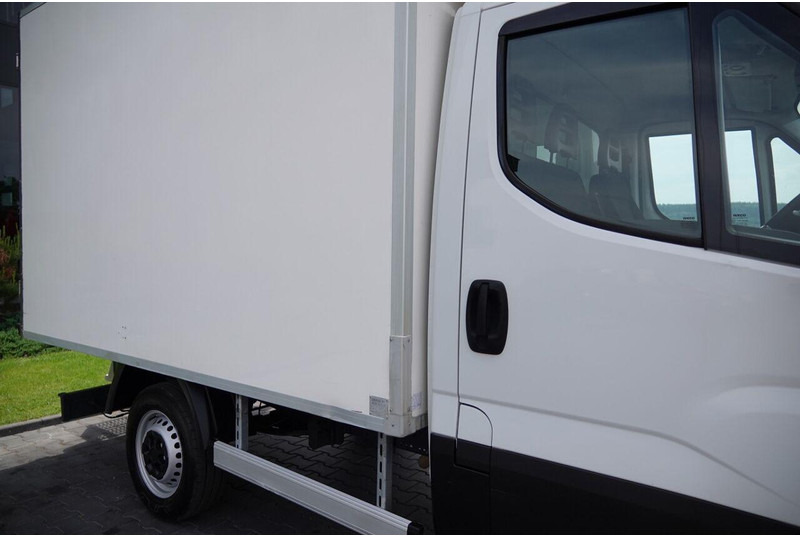 Chladiarenská dodávka Iveco DAILY  / CHŁODNIA / AGREGAT CARIER -XARIOS 200 / Sprowadzony: obrázok 18 Chladiarenská dodávka Iveco DAILY  / CHŁODNIA / AGREGAT CARIER -XARIOS 200 / Sprowadzony: obrázok 18