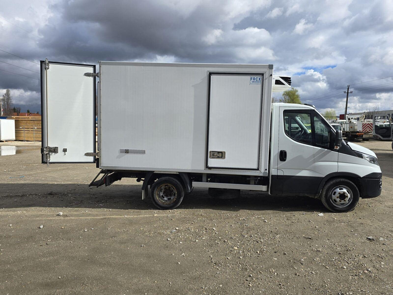 Iveco Daily 35-140 - Carrier Xarios 350 frigo - Chladiarenská dodávka: obrázok 4 Iveco Daily 35-140 - Carrier Xarios 350 frigo - Chladiarenská dodávka: obrázok 4