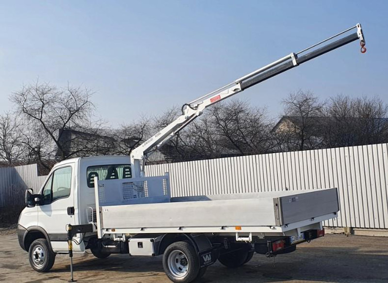 Iveco Daily 35C13 Bonfiglioli P 2300 - Pritsche 4,3 m - Dodávka valník: obrázok 3 Iveco Daily 35C13 Bonfiglioli P 2300 - Pritsche 4,3 m - Dodávka valník: obrázok 3