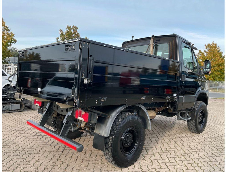 Iveco Daily 35S17 Flatbed 4x4 - Dodávka valník: obrázok 3 Iveco Daily 35S17 Flatbed 4x4 - Dodávka valník: obrázok 3