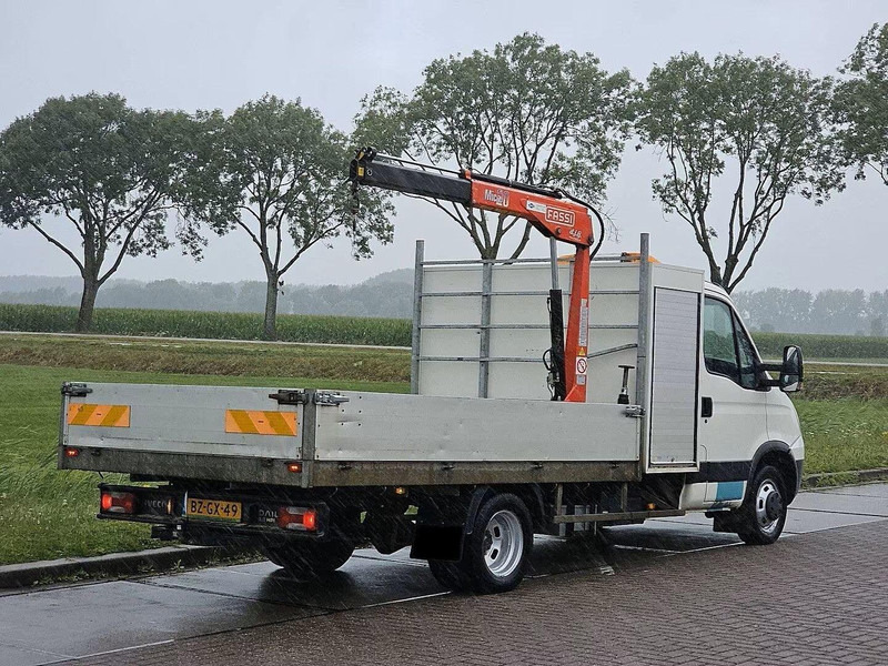 Iveco Daily 40C15 - Flatbed + crane - Valníkový/ Plošinový nákladný automobil, Auto s hydraulickou rukou: obrázok 4 Iveco Daily 40C15 - Flatbed + crane - Valníkový/ Plošinový nákladný automobil, Auto s hydraulickou rukou: obrázok 4