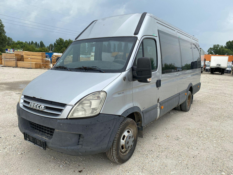 Iveco Daily 50 C 18 - 20 personal minibus - Minibus, Mikrobus: obrázok 1 Iveco Daily 50 C 18 - 20 personal minibus - Minibus, Mikrobus: obrázok 1
