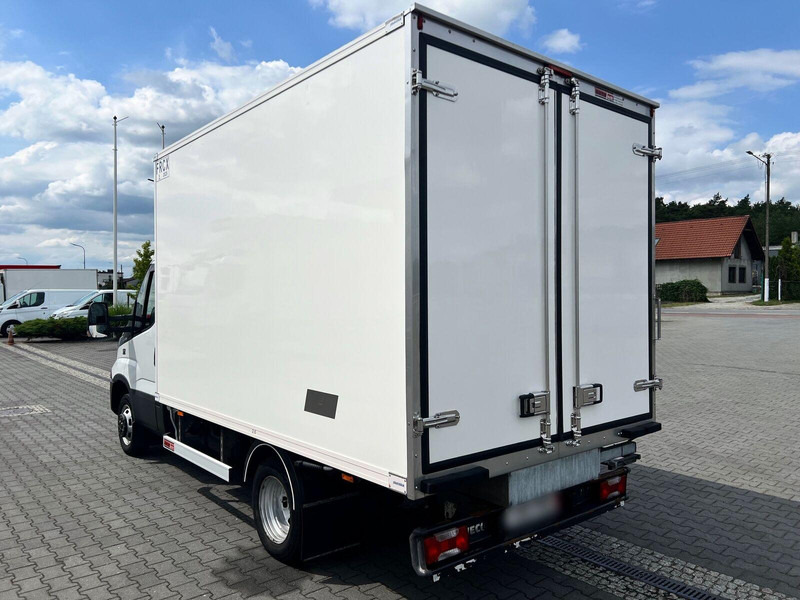 Iveco Daily 50C15 Kontener Mroźnia/Chłodnia 3x Drzwi ThermoKing V 300 - Chladiarenská dodávka: obrázok 3 Iveco Daily 50C15 Kontener Mroźnia/Chłodnia 3x Drzwi ThermoKing V 300 - Chladiarenská dodávka: obrázok 3