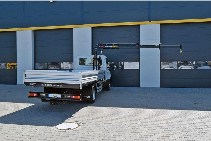 Iveco Daily 50C21H 3 way tipper + crane Hiab T-CLX 029 - Sklápač, Auto s hydraulickou rukou: obrázok 3 Iveco Daily 50C21H 3 way tipper + crane Hiab T-CLX 029 - Sklápač, Auto s hydraulickou rukou: obrázok 3