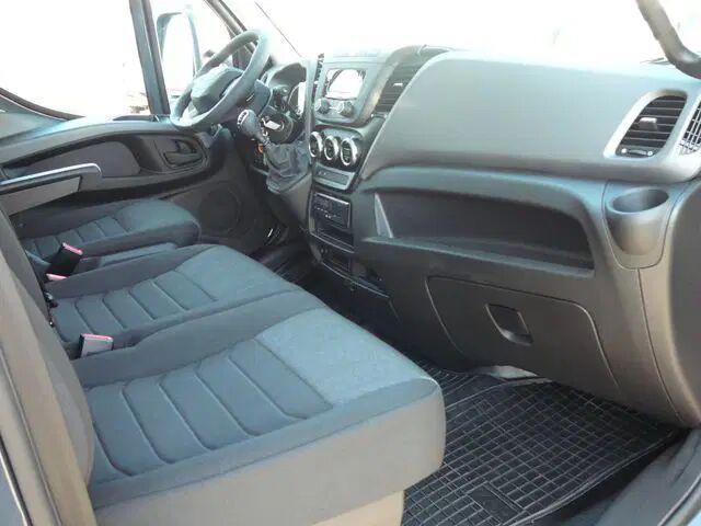 Nový Skříňový nákladní auto Iveco Daily 70C18 - Koffer+tail lift: obrázok 18 Nový Skříňový nákladní auto Iveco Daily 70C18 - Koffer+tail lift: obrázok 18