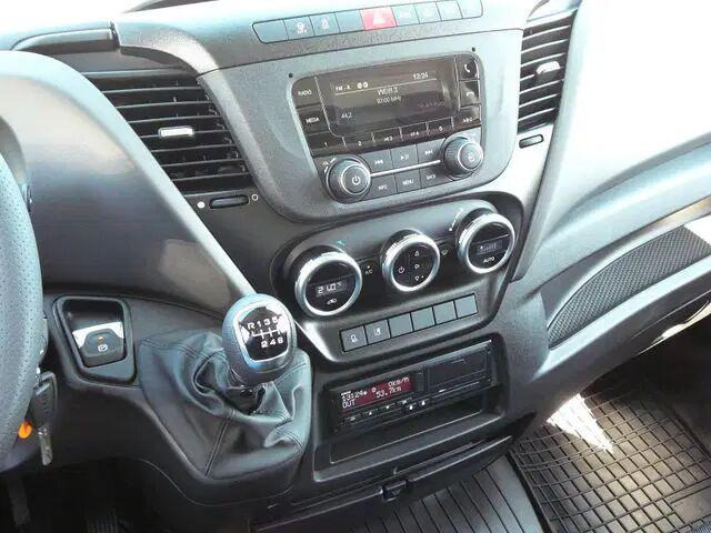 Nový Skříňový nákladní auto Iveco Daily 70C18 - Koffer+tail lift: obrázok 17 Nový Skříňový nákladní auto Iveco Daily 70C18 - Koffer+tail lift: obrázok 17