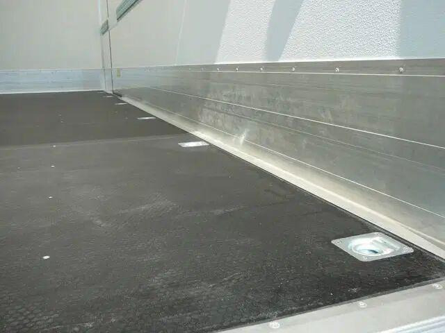 Nový Skříňový nákladní auto Iveco Daily 70C18 - Koffer+tail lift: obrázok 12 Nový Skříňový nákladní auto Iveco Daily 70C18 - Koffer+tail lift: obrázok 12