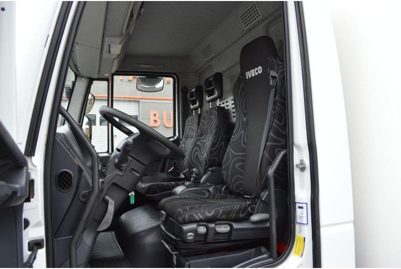 Chladirenské nákladné vozidlo Iveco EUROCARGO 120EL18 REFRIGERATOR+LIFT SIDE DOOR: obrázok 12