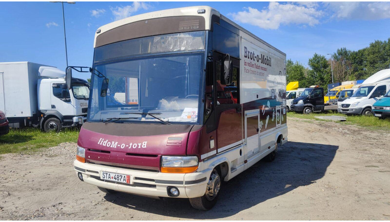 Iveco Etalmobil 55SA foodtruck - 5.5t - Pojazdná predajňa: obrázok 3 Iveco Etalmobil 55SA foodtruck - 5.5t - Pojazdná predajňa: obrázok 3