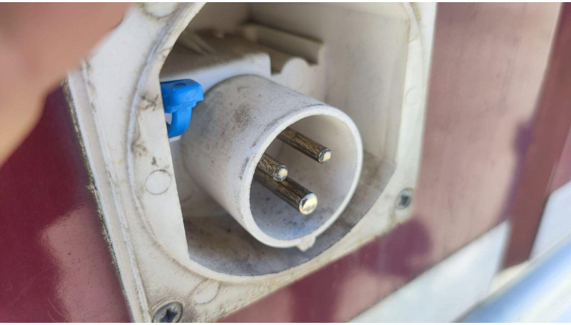 Pojazdná predajňa Iveco Etalmobil 55SA foodtruck - 5.5t: obrázok 16 Pojazdná predajňa Iveco Etalmobil 55SA foodtruck - 5.5t: obrázok 16