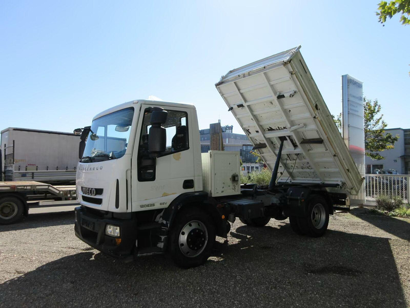 Iveco Eurocargo 120E25 - 3 way tipper - Sklápač: obrázok 1 Iveco Eurocargo 120E25 - 3 way tipper - Sklápač: obrázok 1