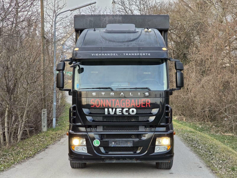 Iveco Stralis 260S45 - Animal transporter - Přepravník zvířat: obrázok 4 Iveco Stralis 260S45 - Animal transporter - Přepravník zvířat: obrázok 4