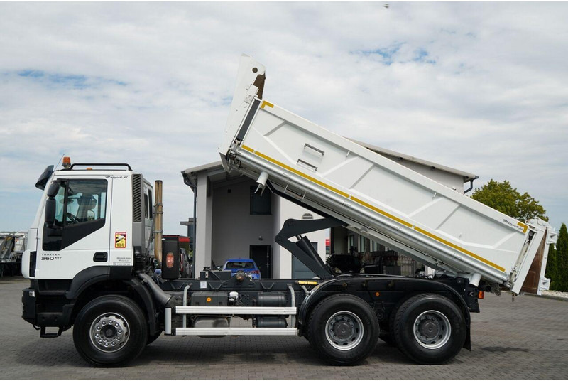 Iveco TRAKKER 360 - Sklápač: obrázok 3 Iveco TRAKKER 360 - Sklápač: obrázok 3