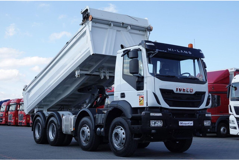 Iveco TRAKKER / 8x4 / WYWROTKA / HYDROBURTA / BORDMATIC / EURO 6 / ME - Sklápač: obrázok 5 Iveco TRAKKER / 8x4 / WYWROTKA / HYDROBURTA / BORDMATIC / EURO 6 / ME - Sklápač: obrázok 5