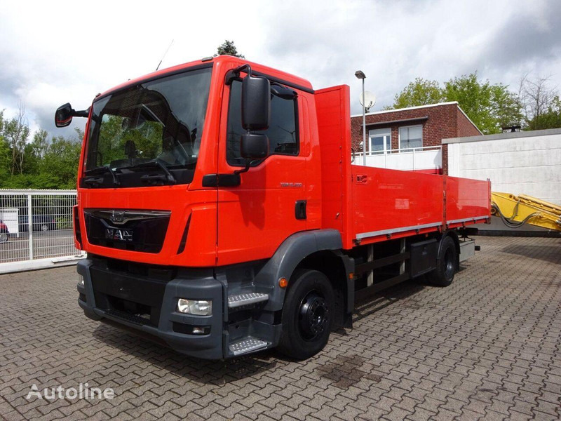 MAN 15.250 TGM Flatbed - Valníkový/ Plošinový nákladný automobil: obrázok 1 MAN 15.250 TGM Flatbed - Valníkový/ Plošinový nákladný automobil: obrázok 1