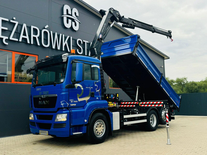 MAN  - Sklápač, Auto s hydraulickou rukou: obrázok 1 MAN  - Sklápač, Auto s hydraulickou rukou: obrázok 1
