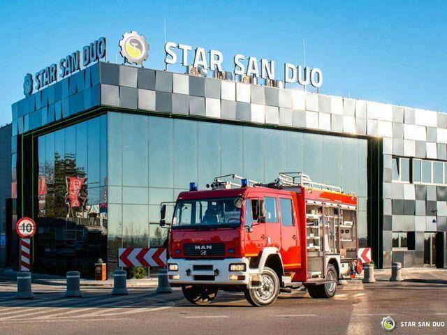 MAN L 80 4x4 Straż Pożarna Firetruck Feuerwehr - Hasičské vozidlo: obrázok 3 MAN L 80 4x4 Straż Pożarna Firetruck Feuerwehr - Hasičské vozidlo: obrázok 3