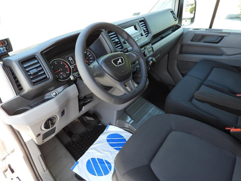 MAN TGE 3.140 CHŁODNIA KONTENER -1*C 8 PALET FUNKCJA GRZANIA TEMPOMA - Chladiarenská dodávka: obrázok 2 MAN TGE 3.140 CHŁODNIA KONTENER -1*C 8 PALET FUNKCJA GRZANIA TEMPOMA - Chladiarenská dodávka: obrázok 2