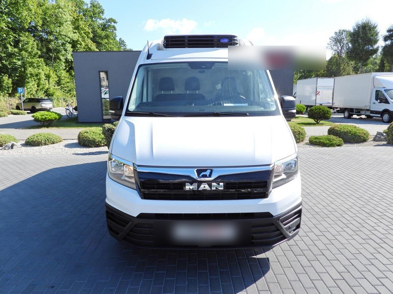 MAN TGE FURGON CHŁODNIA -5*C ZASILANIE 230V TEMPOMAT AUTOMAT KLIMA - Chladiarenská dodávka: obrázok 5 MAN TGE FURGON CHŁODNIA -5*C ZASILANIE 230V TEMPOMAT AUTOMAT KLIMA - Chladiarenská dodávka: obrázok 5