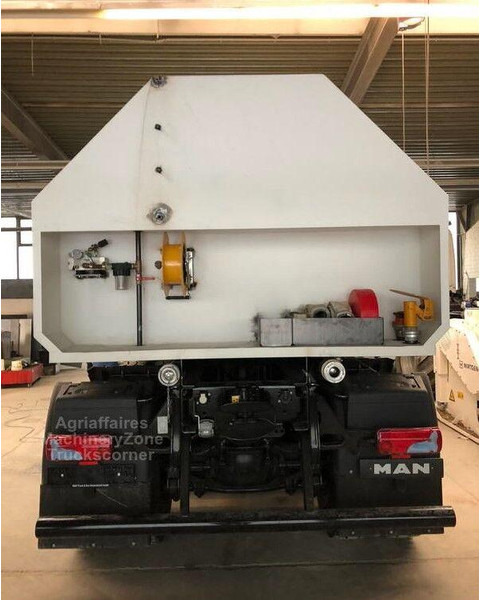 MAN TGS 33.500 - Cisternové vozidlo: obrázok 5 MAN TGS 33.500 - Cisternové vozidlo: obrázok 5