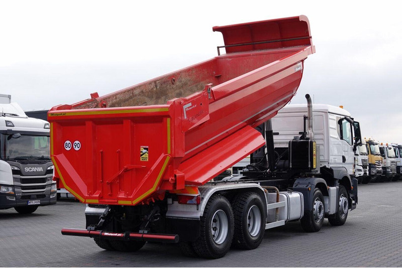 MAN TGS 35.430 / 8X4 / WYWROTKA TYLNOZSYPOWA / HYDROKLAPA / OPONY 10 - Sklápač: obrázok 3 MAN TGS 35.430 / 8X4 / WYWROTKA TYLNOZSYPOWA / HYDROKLAPA / OPONY 10 - Sklápač: obrázok 3