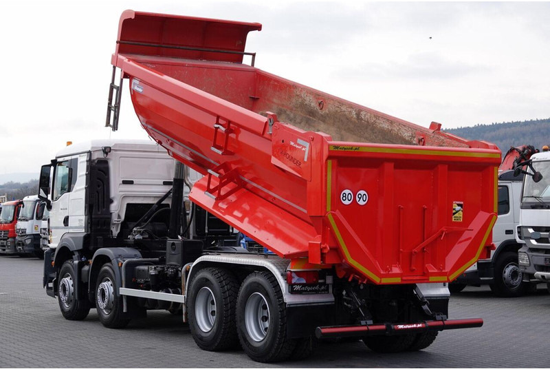 MAN TGS 35.430 / 8X4 / WYWROTKA TYLNOZSYPOWA / HYDROKLAPA / OPONY 10 - Sklápač: obrázok 2 MAN TGS 35.430 / 8X4 / WYWROTKA TYLNOZSYPOWA / HYDROKLAPA / OPONY 10 - Sklápač: obrázok 2