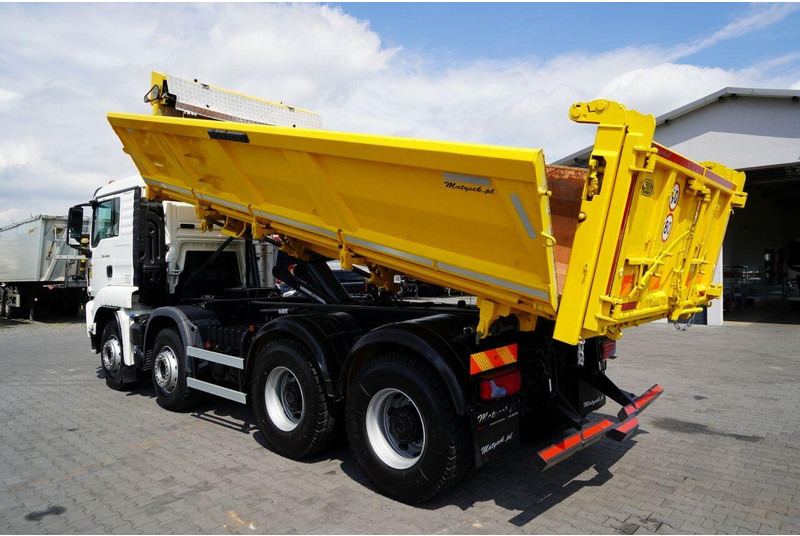 MAN TGS 41.460 / 8x8 / WYWROTKA / 2 STRONNA / BORDMATIC / HYDROBURTA - Sklápač: obrázok 4 MAN TGS 41.460 / 8x8 / WYWROTKA / 2 STRONNA / BORDMATIC / HYDROBURTA - Sklápač: obrázok 4