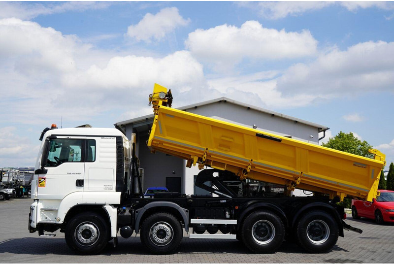 MAN TGS 41.460 / 8x8 / WYWROTKA / 2 STRONNA / BORDMATIC / HYDROBURTA - Sklápač: obrázok 3 MAN TGS 41.460 / 8x8 / WYWROTKA / 2 STRONNA / BORDMATIC / HYDROBURTA - Sklápač: obrázok 3