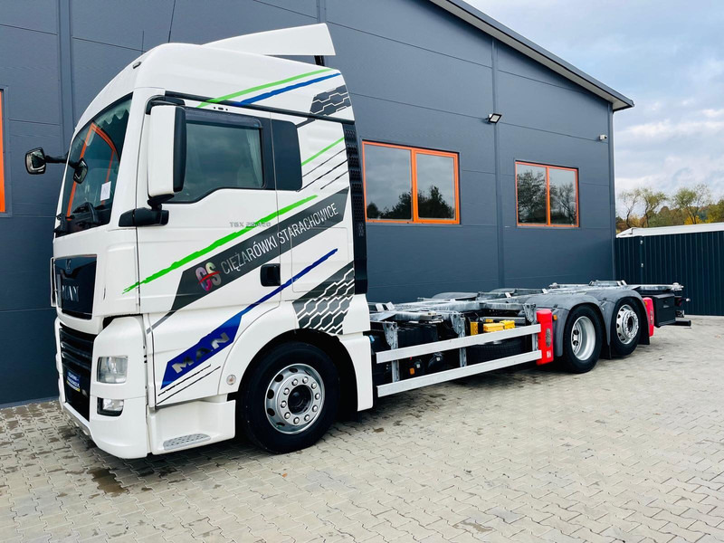 MAN TGX 26.420 - Podvozek s kabinou: obrázok 2 MAN TGX 26.420 - Podvozek s kabinou: obrázok 2