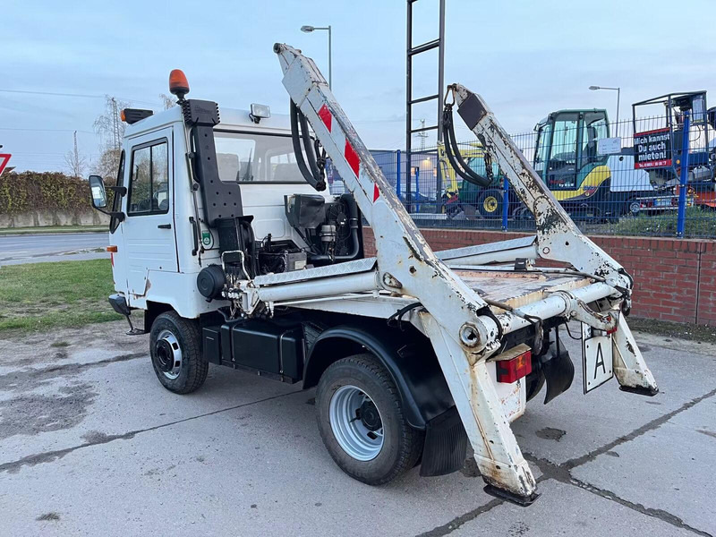MULTICAR M26 Profi Line - Skip loader truck - Ramenový nosič kontajnerov: obrázok 4 MULTICAR M26 Profi Line - Skip loader truck - Ramenový nosič kontajnerov: obrázok 4