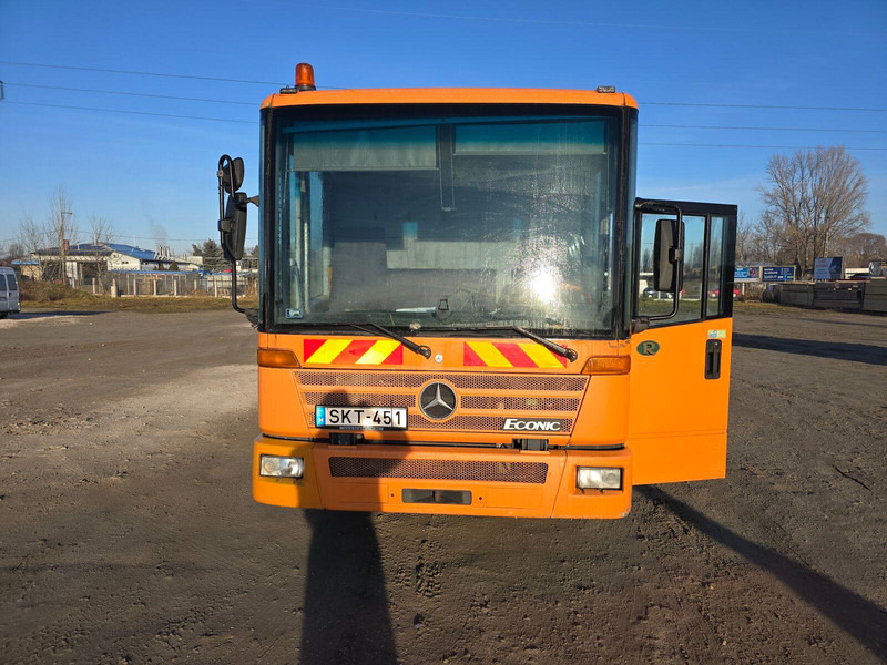 Mercedes-Benz 1823 Econic 6x2 - Garbage Truck - Auto na odvoz odpadu: obrázok 3 Mercedes-Benz 1823 Econic 6x2 - Garbage Truck - Auto na odvoz odpadu: obrázok 3