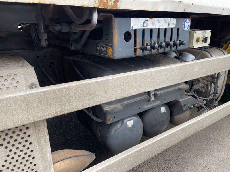 Mercedes-Benz 1833 Absetzkipper Bluetec 5 Klima 2 Hand Orig Km - Kontejnérový podvozek/ Výměnná nástavba, Auto s hydraulickou rukou: obrázok 3 Mercedes-Benz 1833 Absetzkipper Bluetec 5 Klima 2 Hand Orig Km - Kontejnérový podvozek/ Výměnná nástavba, Auto s hydraulickou rukou: obrázok 3