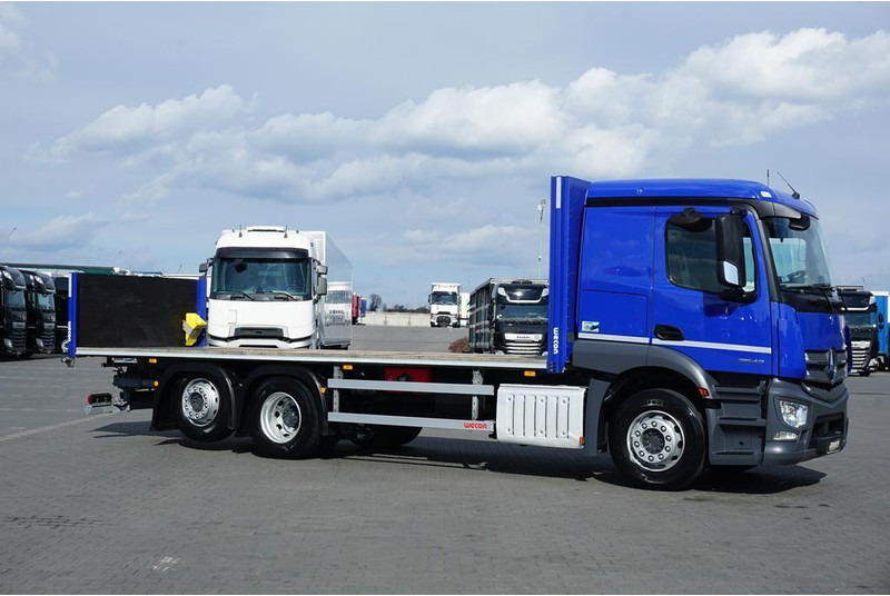 Mercedes-Benz ACTROS / 2543 / ACC / E 6 / PEŁNY ADR / PLATFORMA / ZAWIESIE POD - Valníkový/ Plošinový nákladný automobil: obrázok 4 Mercedes-Benz ACTROS / 2543 / ACC / E 6 / PEŁNY ADR / PLATFORMA / ZAWIESIE POD - Valníkový/ Plošinový nákladný automobil: obrázok 4